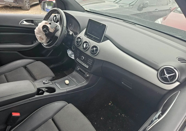 Mercedes-Benz Klasa B cena 37700 przebieg: 56000, rok produkcji 2018 z Krynica-Zdrój małe 232